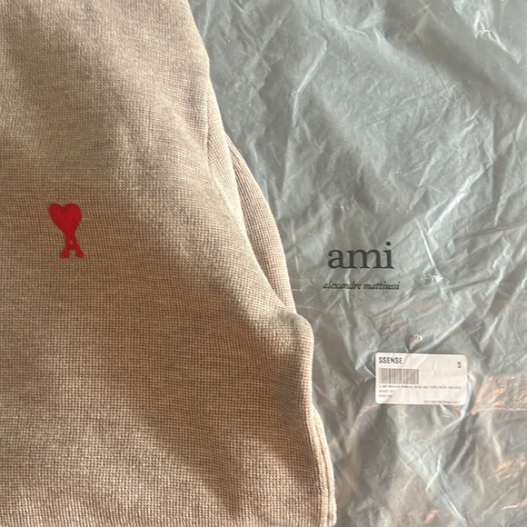 NEW W/ TAGS AMI Beige Ami Turtleneck - Picture 8 of 8
